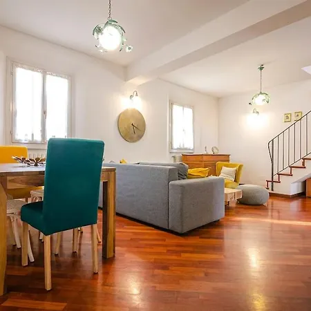 Apartment Griffoni Home, In The Heart Of The Bologna